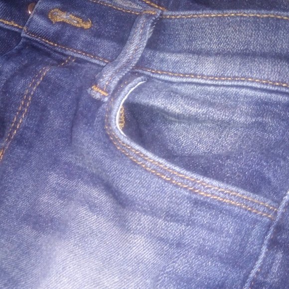 Aritzia J BRAND Skinny Jeans - Picture 4 of 4